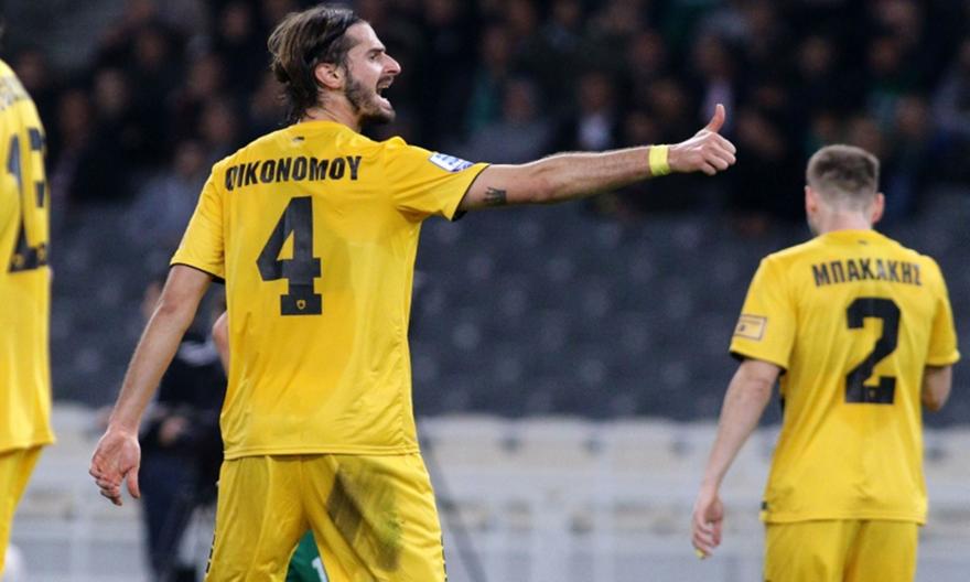 Κάκωση ο Οικονόμου, διάσειση ο Σιμόες