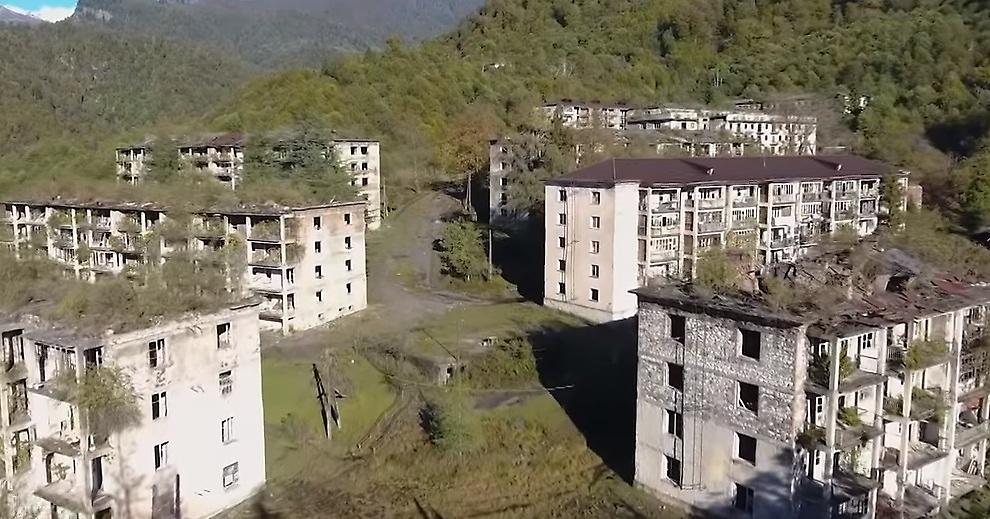 Ακαρμάρα: Μια πόλη «φάντασμα» – Η ζωή στα ερείπια (vid)