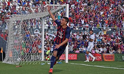 Σκόρερ… 14 ετών στο μεγαλύτερο ντέρμπι της Παραγουάης!