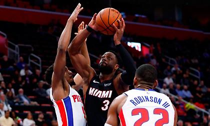 Μεγαλώνει τον θρύλο του ο Γουέιντ (video)