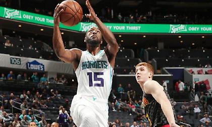 Λύγισαν τους Χοκς του Ντόρσεϊ οι Χόρνετς