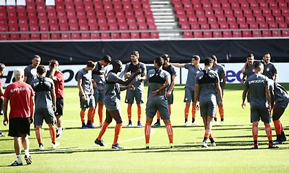 Πλάνα από την τελευταία προπόνηση του Ολυμπιακού πριν την Ντουντελάνζ (video)