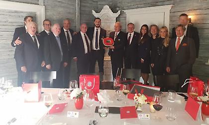 Το γεύμα της Μπάγερν στην ΑΕΚ (pics)