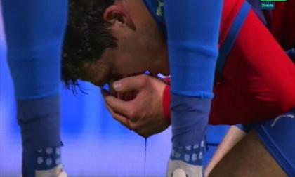 Αγκωνιά του Σέρχιο Ράμος και αιμόφυρτος ο Χάβελ (video)