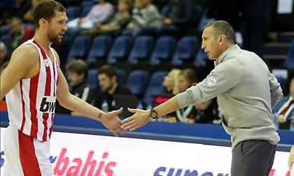 Μπλατ: «Ποιος είπε ότι δεν θα παίξει ο Στρέλνιεκς με τον Παναθηναϊκό»;