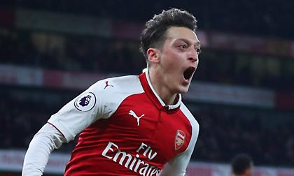 Οζίλ: «Με φαντάζομαι στα 38 μου να τελειώνω την καριέρα μου στην Άρσεναλ»