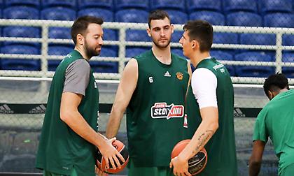 Με Παπαγιάννη ο Παναθηναϊκός, χωρίς Στρέλνιεκς ο Ολυμπιακός