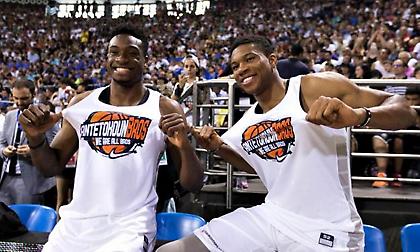 Γιάννης για Θανάση Αντετοκούνμπο: “Ένας άνδρας με πάθος, σε θεϊκή αποστολή” (pic)