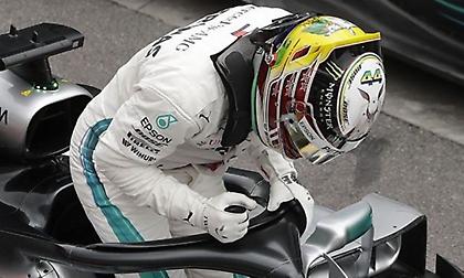 Πρωτιά για Χάμιλτον στο Ιντερλάγκος