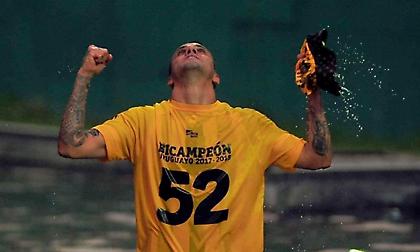 Ξανασήκωσε κούπα στην Ουρουγουάη ο Εστογιανόφ