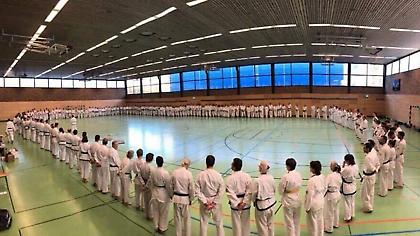 Διέπρεψε ο Ασλανίδης στη Γερμανία σε λαμπερή εκδήλωση φιλανθρωπικού χαρακτήρα