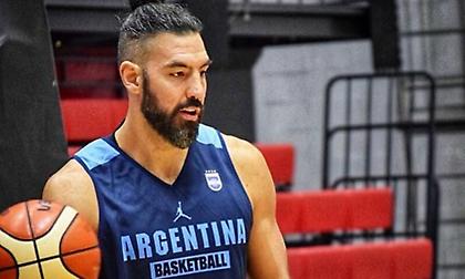 Με αρχηγό Σκόλα και χωρίς παίκτες Ευρωλίγκας η Αργεντινή στα «παράθυρα»