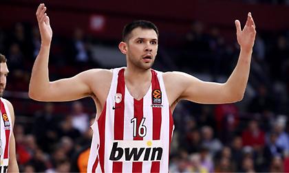 Το εντυπωσιακό κάρφωμα του Παπανικολάου με τη Φενέρ! (video)