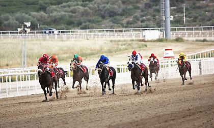 Ραντεβού σήμερα στο Μαρκόπουλο η Ελλάδα, η Γαλλία και ο… καιρός!