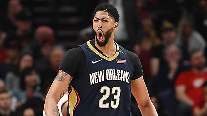 To ξεχωριστό επίτευγμα του Άντονι Ντέιβις (video)