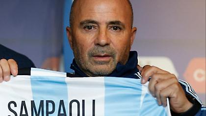 «Γη και ύδωρ» προσφέρουν οι Κινέζοι στον Σαμπάολι