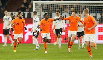 Ψυχάρα η Ολλανδία: Τέζαρε Γερμανούς και… Γάλλους!