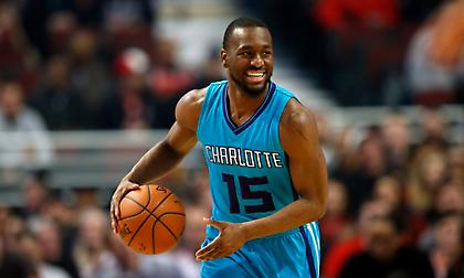 Συνεχίζει να γράφει ιστορία ο Γουόκερ (video)