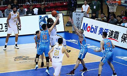 Μοιραίος ο Φόρτσον και δεύτερη ήττα για τους Λάιονς του Μπουρούση