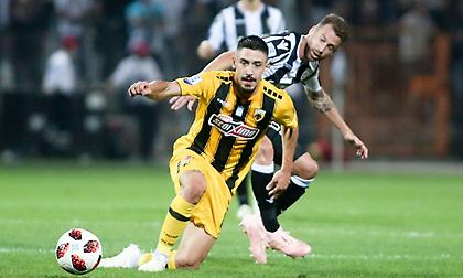 Να λοιπόν που δεν έχει μόνο η ΑΕΚ ζήτημα με συμβόλαια...