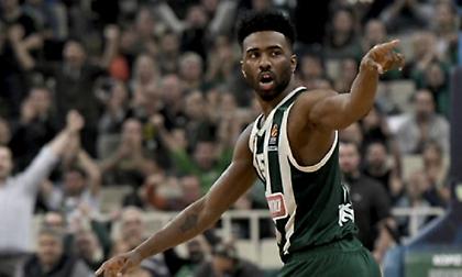 Λάνγκφορντ: «Ακολουθήσαμε τέλεια το πλάνο του Τσάβι, ας το κάνουμε και στη Βιτόρια» (video)