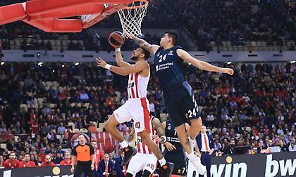 Βασιλιάς στον Πειραιά είναι ο Ολυμπιακός!