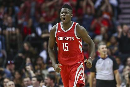 Ο Καπέλα μετατράπηκε σε Γιάο Μινγκ (video)