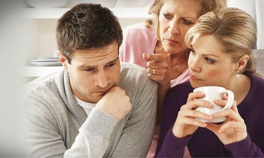 Προβλήματα με την πεθερά: Το διαφημιστικό με τον φόνο της που έγινε viral