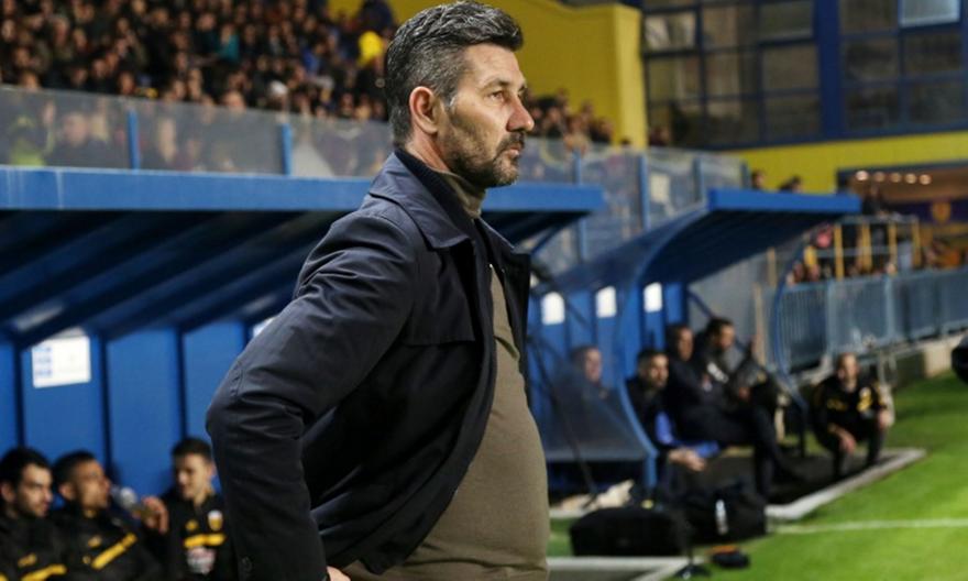 Τσακίρης: «Πολύ δύσκολο πλέον οι παίκτες της ΑΕΚ να παίξουν για τον προπονητή τους»