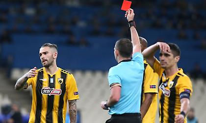 «Χαιρέτησε» δια… χειρός Λιβάγια η ΑΕΚ