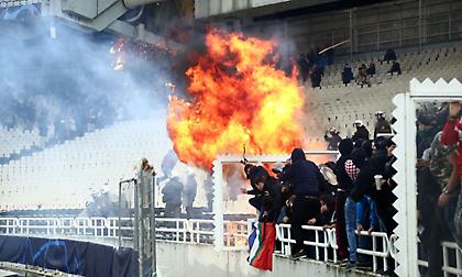 Επεισόδια με τραυματίες στο ΟΑΚΑ και σοβαρός κίνδυνος για βαριά «καμπάνα» στην ΑΕΚ (pics/vids)