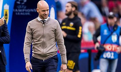 Τεν Χαγκ: «Έπαιξε κλειστά η ΑΕΚ, πρέπει να θέσουμε μεγαλύτερους στόχους»