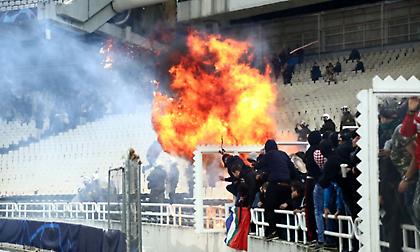 «Βράνιες φύγε» - Το ξέσπασμα των οπαδών της Άντερλεχτ μετά το ποστάρισμα για τα επεισόδια στο ΟΑΚΑ!
