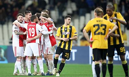 Να βάλει φρένο στην κατρακύλα και να μετρήσει τους φίλους της