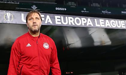 Σταματέλος: «Ετοιμάζει έκπληξη στην ενδεκάδα του Ολυμπιακού ο Μαρτίνς»