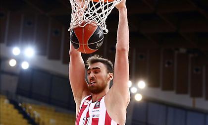 Η alley-oop του Γουίλιαμς-Γκος και το κάρφωμα του Μιλουτίνοφ! (video)