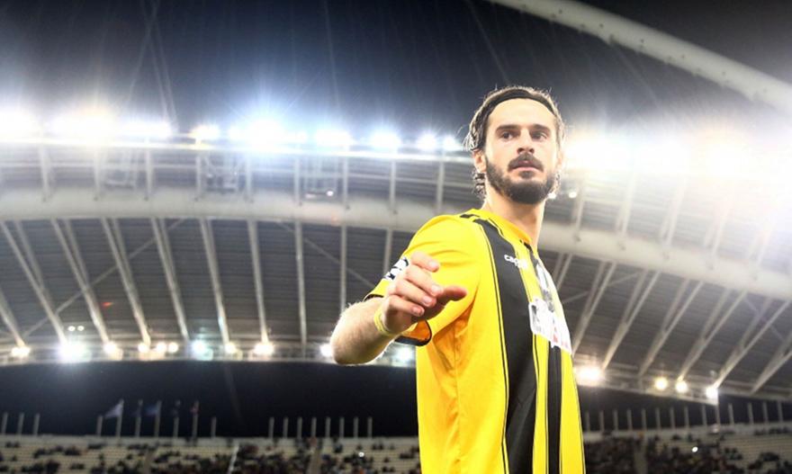 Κοντά σε χαφ η ΑΕΚ, αγοράζει και Οικονόμου