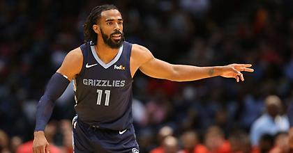 Τζάκσον και Κόνλεϊ έγραψαν ιστορία με τους Γκρίζλις (video)