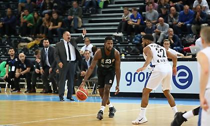 Ενδιαφέρον Νταρουσάφακα για Τόνι Ντάγκλας