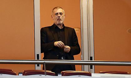 Φωτογραφήθηκε με φανέλα της Νότιγχαμ ο Μώραλης