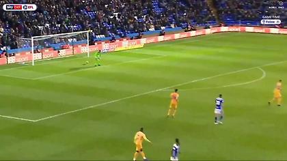 Το «πνίξιμο» της χρονιάς από τον γκολκίπερ της Πρέστον (video)