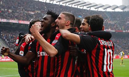 Με… VAR και ανατροπή «τούμπαρε» την Πάρμα η Μίλαν