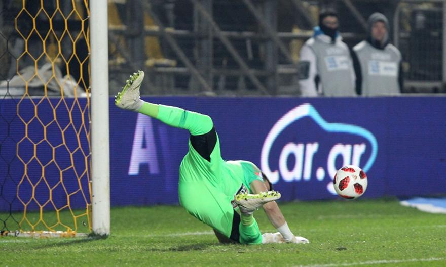 Η απόκρουση του Διούδη στο πέναλτι του Άρη (video)