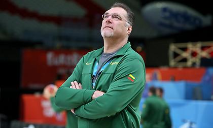 Οικονομική ζημιά στη λιθουανική ομοσπονδία μπάσκετ από τα «παράθυρα» και Σαμπόνις κατά FIBA