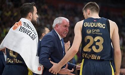 Ενοχλημένος ο Ομπράντοβιτς με τον κόσμο της Φενέρμπαχτσε!