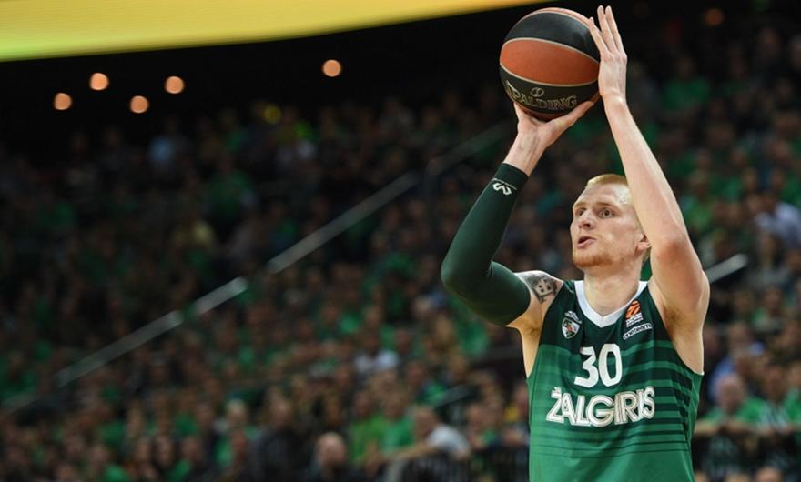 Γουάιτ: «Κορυφαίοι Ολυμπιακός και Πρίντεζης»