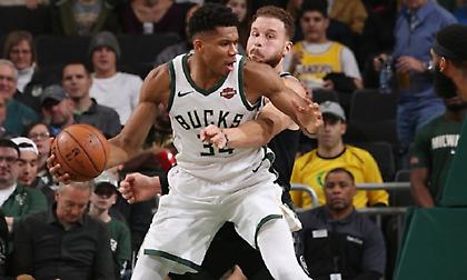 Γκαζωμένοι Μπακς, στο… ρελαντί ο Giannis