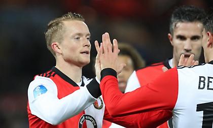 Με «ντόρτια» συνέχισε η Φέγενορντ!