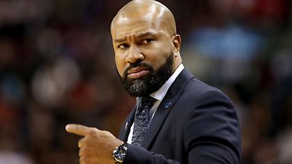 Επιστροφή στους πάγκους για Φίσερ