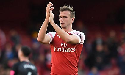 Σοκ για Άρσεναλ: Τέλος η σεζόν για Χόλντινγκ